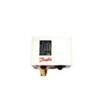 D071-0010      เพรชเชอร์สวิทซ์   รุ่น KP-35         DANFOSS